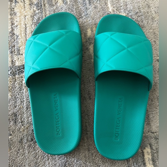 BOTTEGA VENETA Rubber The Slider Sandals size 38 in Neptune - Picture 4 of 10